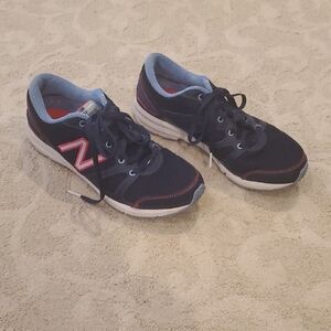 New Balance Black and Red Sneakers